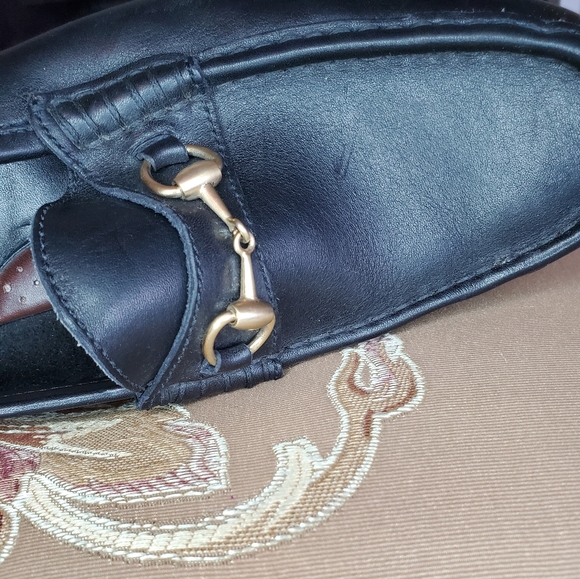 AUTHENTIC GUCCI Black Driving Loafers - Picture 7 of 10